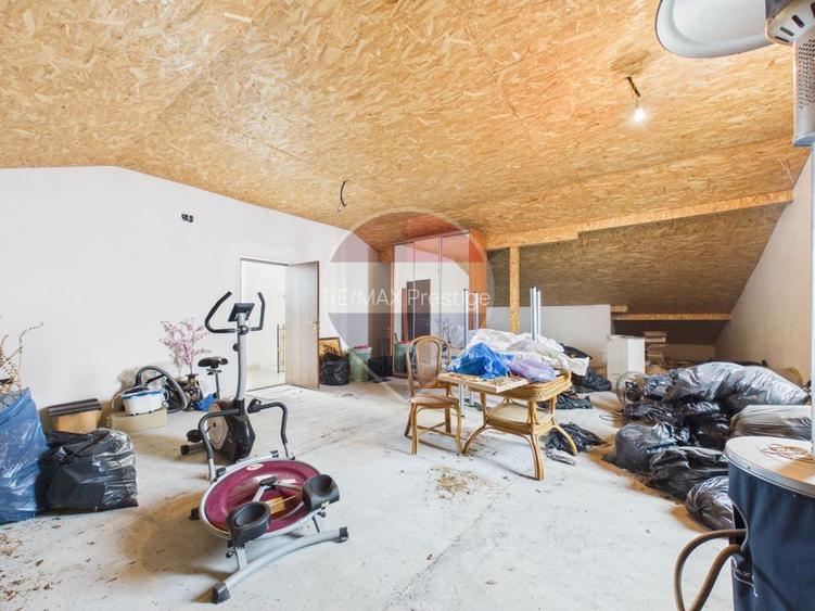 Casa / Vilă cu Subsol, P+1+M, Otopeni, 300 mp Utili, teren 600 mp - 30