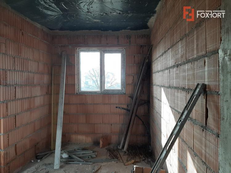 Casa individuala cu 4 camere si teren de 503 mp - zona Mosnita Noua