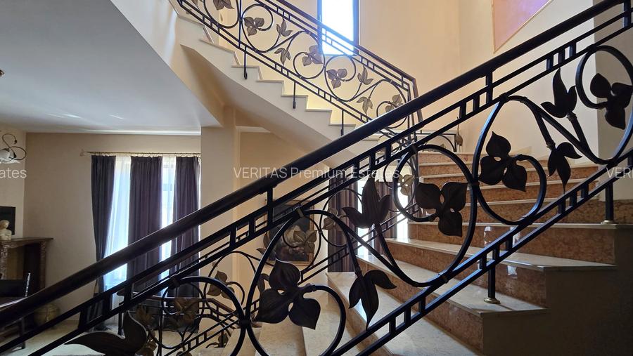 Investitie sau locuinta de exceptie! Spatiu generos, teren, consolidata, garaj - 16