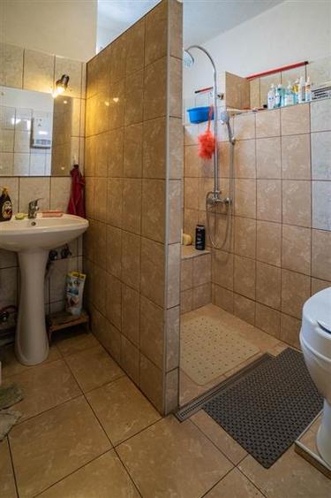Casa individuala P+M , 5 dormitoare, 3 bai, 556 mp teren, Cernatu, Sacele