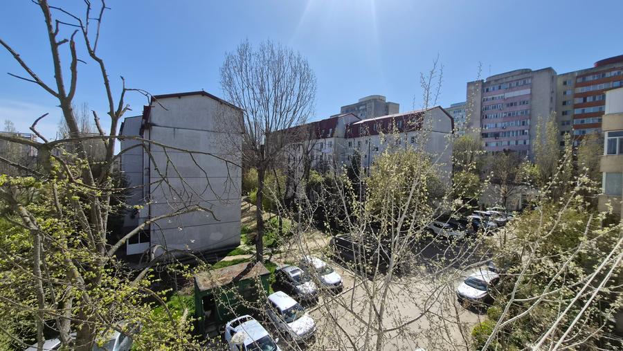 Ciresica /Tomis Nord - ap 3 cam, semidecomandat cf 3 , et 3/4