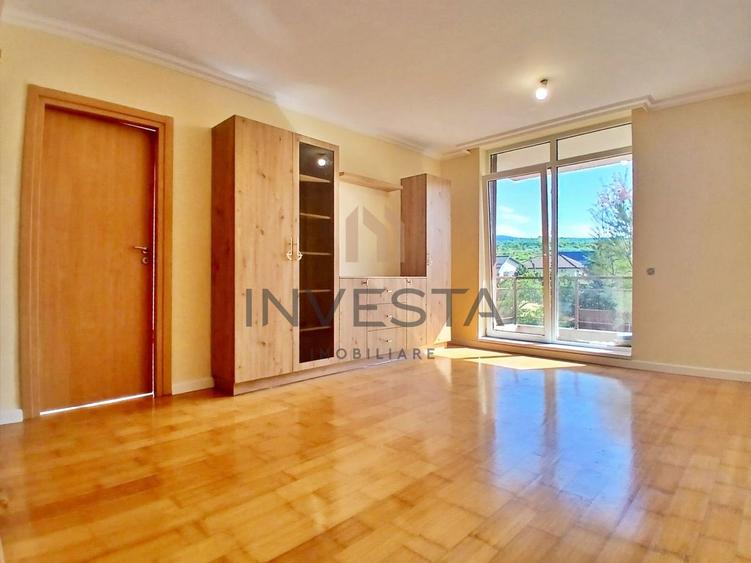 Apartamet 2 camere la etajul I cu podea din bambus in Borhanci!