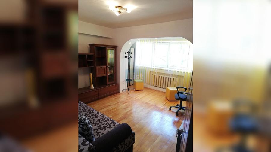 Apartament 3 camere in piata Cipariu