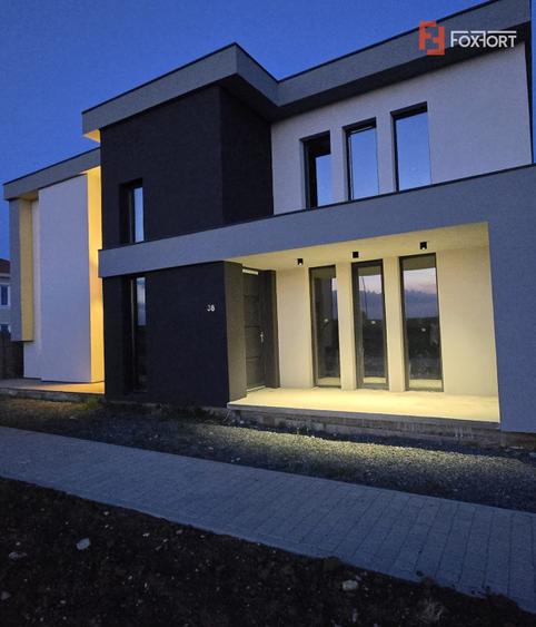Casa individuala noua cu finisaje si amenajari de lux