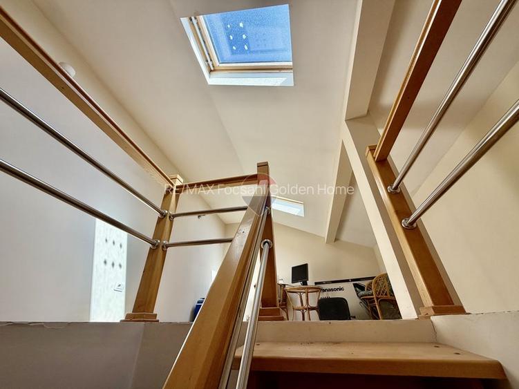 Casa/Vilă Str Vrancei - 11