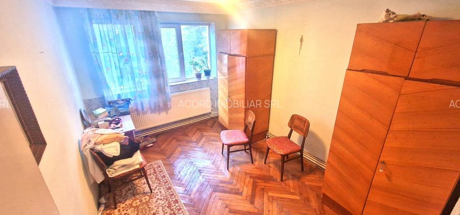 Apartament 2 camere, semidecomandat
