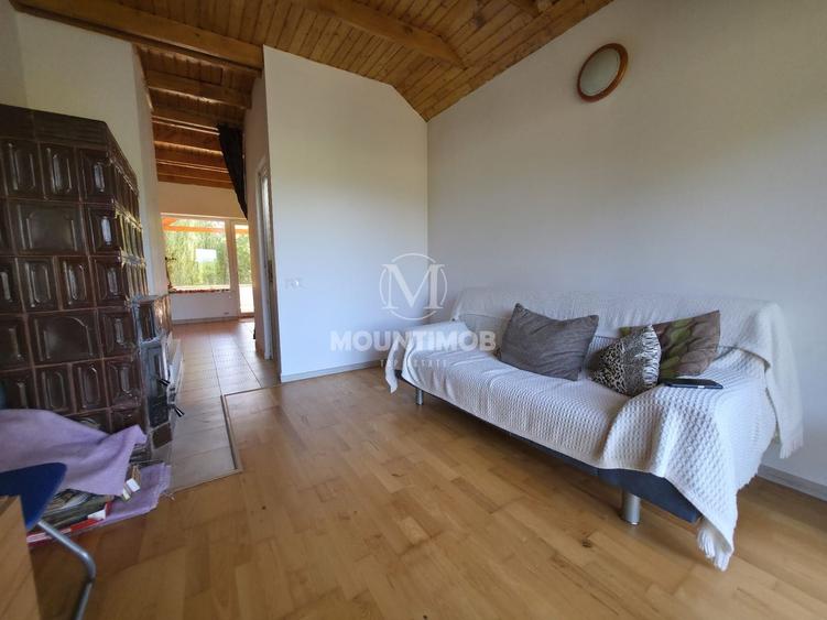Casa de vacanta in inima padurii, 150 mp/utili, teren 1960 mp, Vulcan