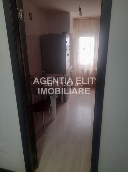 Apartament 3 camere, zona Mall - 8