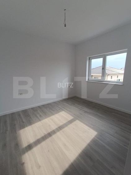 Duplex despartit, 4 camere, 120 mp utili, finisat, Ghiroda
