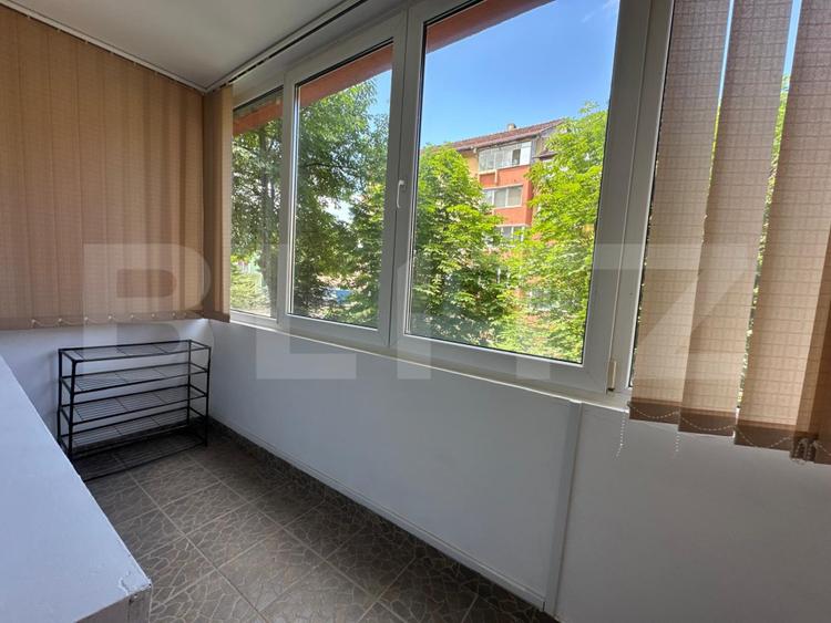 Apartament 4 camere, 100 mp, 2 parcări + 2 boxe, etaj 1, zona Noua - Brașov