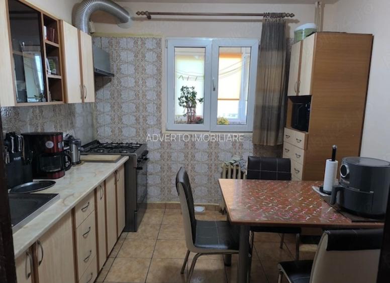Vânzare apartament 3 camere Gorjului - 3