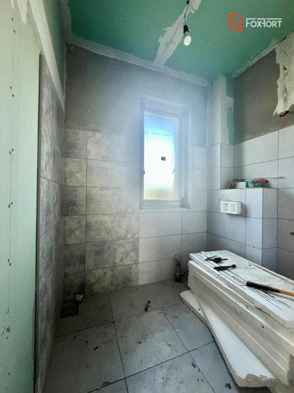 Duplex de vanzare cu 3 camere si 3 bai, Mosnita Noua