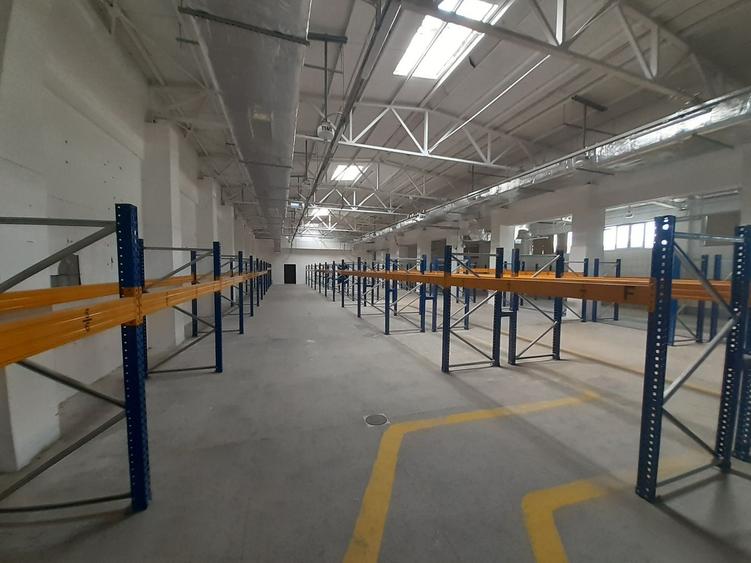 Hala 1336mp, in Pipera, in apropiere de giratoriu