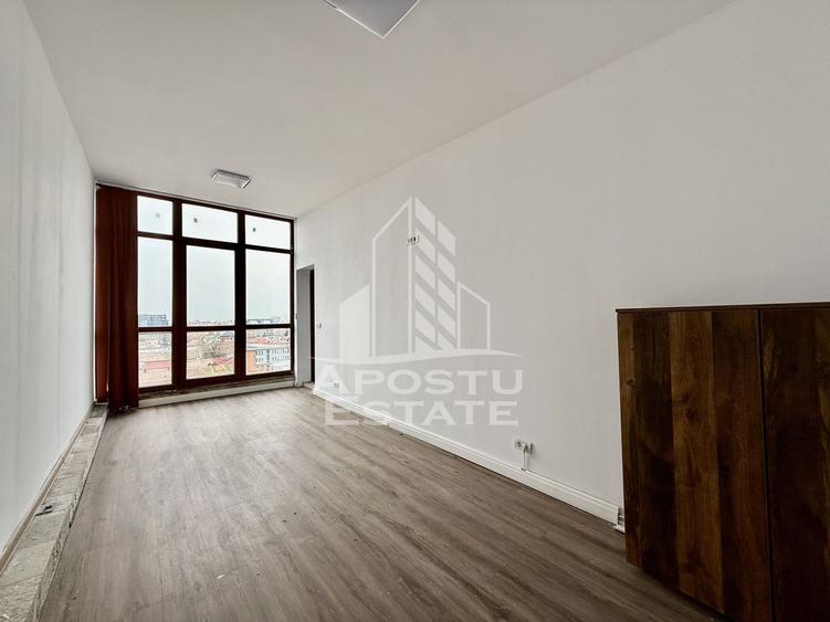 Apartament de tip penthouse de vanzare, zona Fabric Timisoara