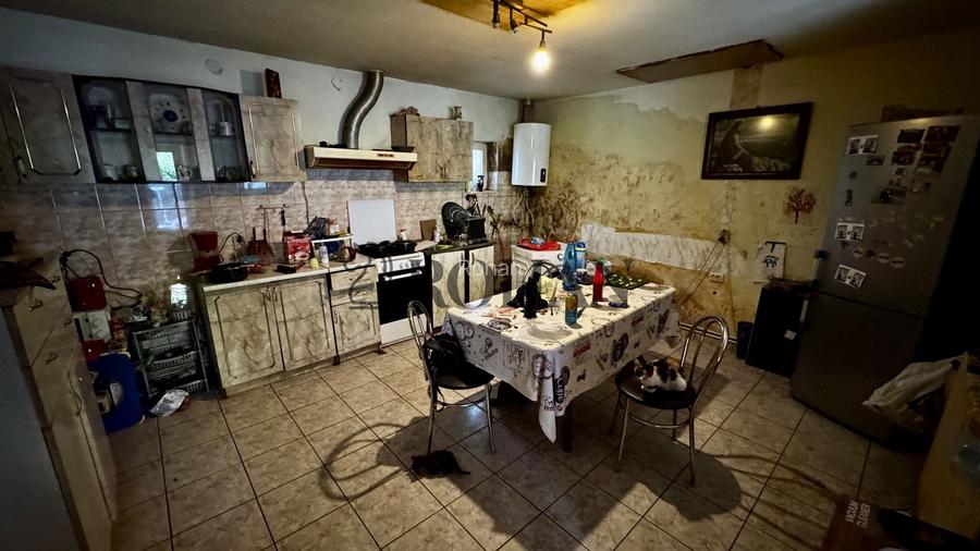 Casă zona centrală | 792 mp teren | Front 16m | Bulevardul Ferdinand I - 16