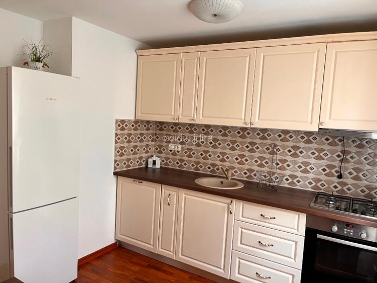 Proprietar: 4 camere decomandat in Piata Unirii,Amenajat Modern  - 4