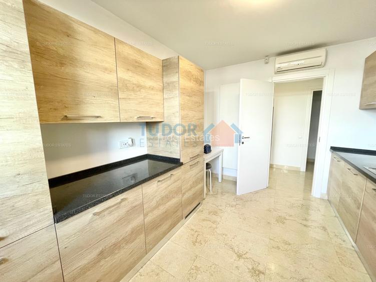 Beautiful 3 Bedroom Villa in Oxford Gardens - 8