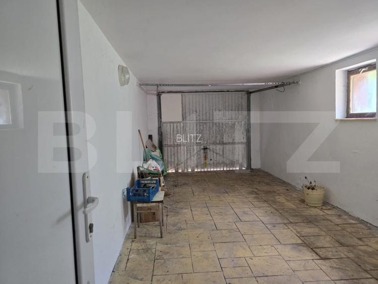 Casa  cu piscina ,7 camere, 447 mp - teren 1535mp, Vetis - 18