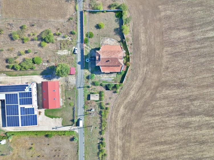 De vânzare „Casa Albă”, orașul Pecica, jud. Arad
