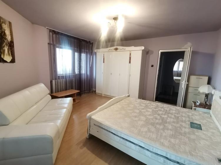 Studio mobilat,utilat cu centrala pe gaz