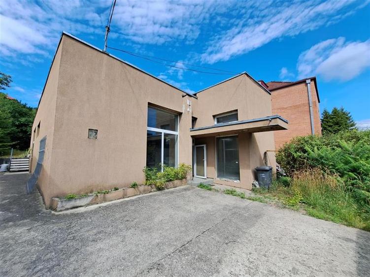Spatiu comercial, 160 mp utili, situat in cartierul Manastur!