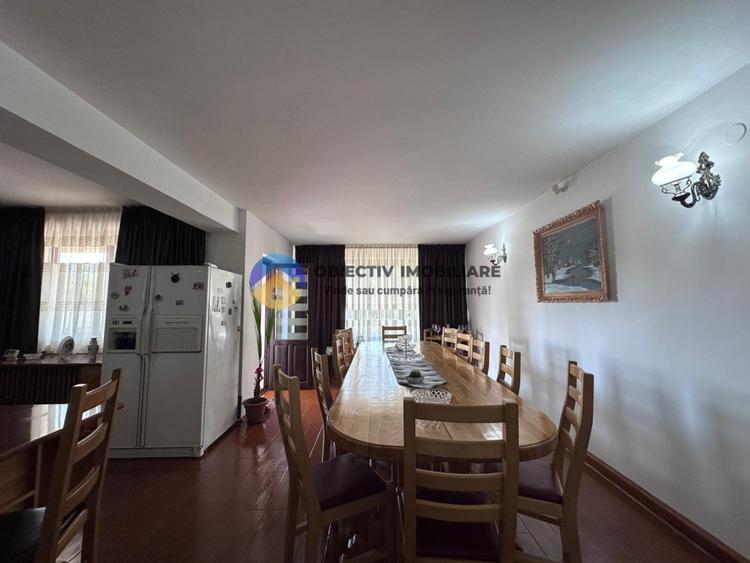 Casă cu priveliște spectaculoasă spre munte – Piatra Neamț