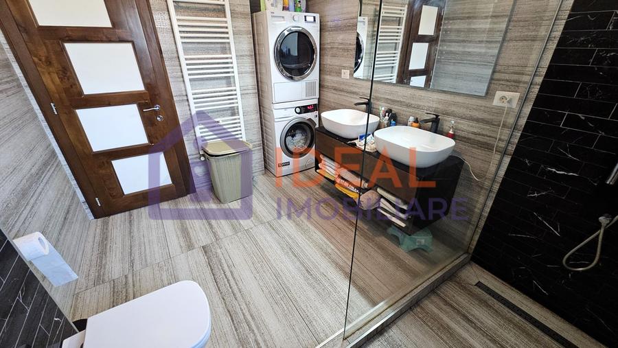 Penthouse modern cu 4 camere, 165 mp utili și 50 mp terasă,