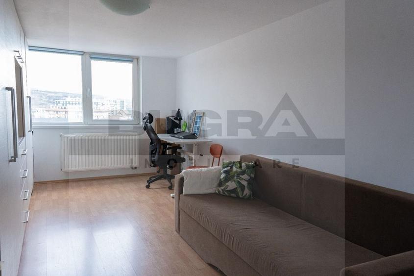 Apartament 3 camere, 2 bai, 84mp, zona Oașului