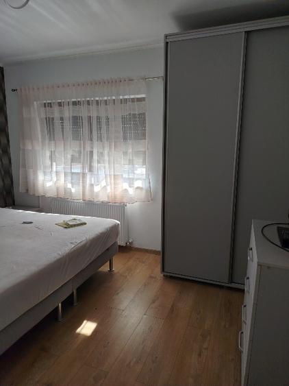 Vând apartament doua camere
