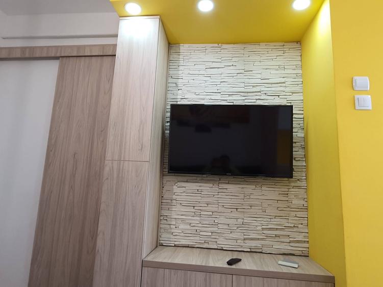 CENTRU BD. INDEPENDENTEI 2 CAMERE 55 MP RENOVAT SI MOBILAT COD 158131