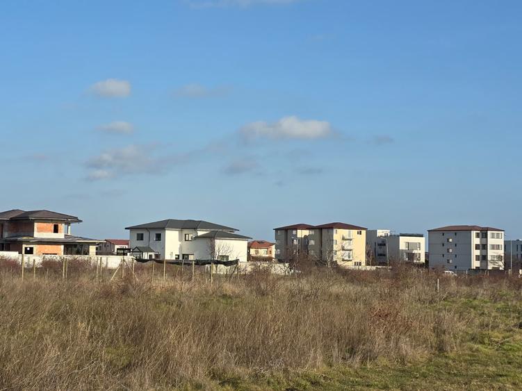 Vand teren in Constanta zona Km 5