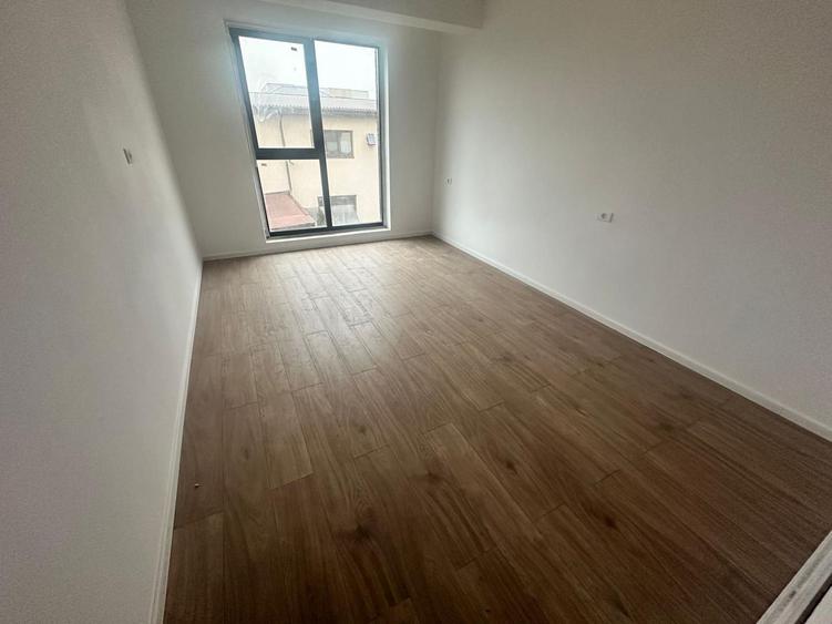 CASA TIP DUPLEX, 4 CAMERE, TOATE UTILITATILE, TEREN 245 MP, COMIS 0%