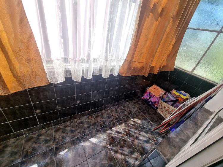 Abator- apartament 3 camere etaj 1