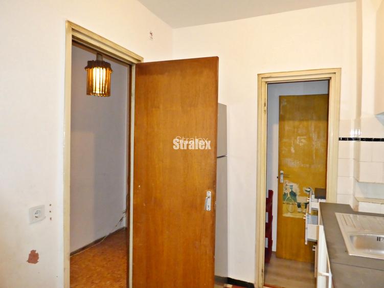 Apartament 3 camere bloc reabilitat aproape de metroul Raul Doamnei - 19