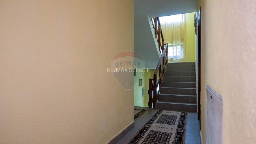 Vanzare vila-pensiune D+P+M 10 camere de vânzare, Daesti jud. Valcea - 13