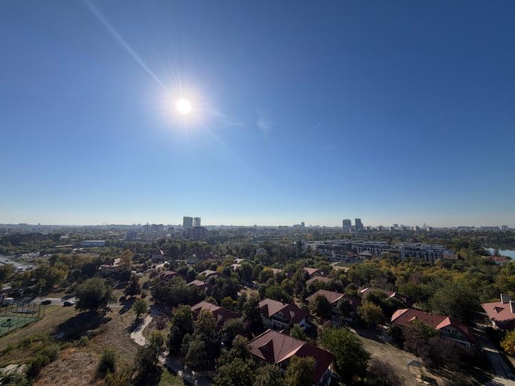 Apartament deosebit cu vedere la lacul Floreasca în Up-Site,3 parcări valabile