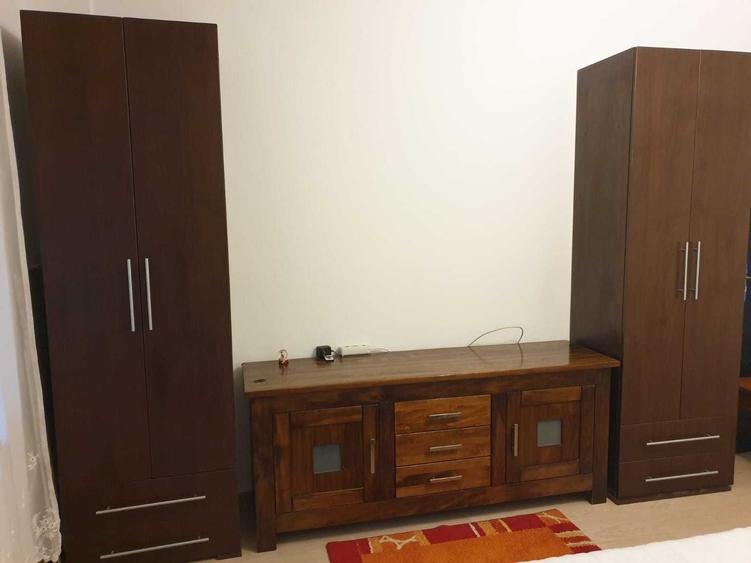 INCHIRIERE/ GARSONIERA/ GORJULUI/ CENTRALA TERMICA/ 350 EURO