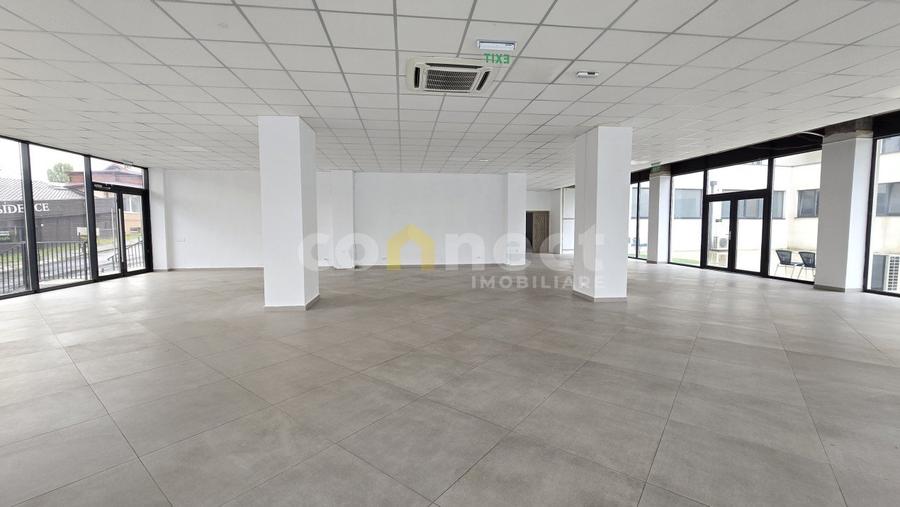 Spațiu comercial în zona Dambul Rotund I Taietura Turcului
