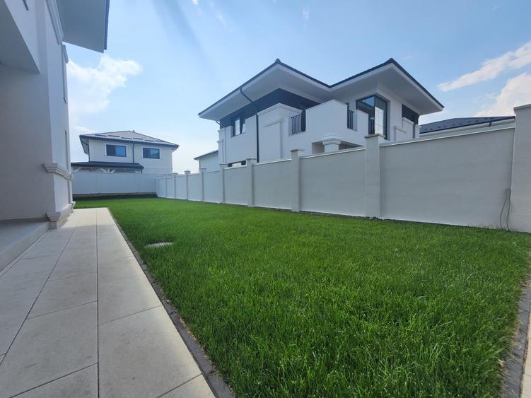 CASA PREMIUM , 5 CAMERE , 3 BAI, 175MP UTILI TOTALI, 500 MP TEREN
