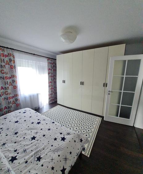 Vand /schimb casa P+M zona Zavoi