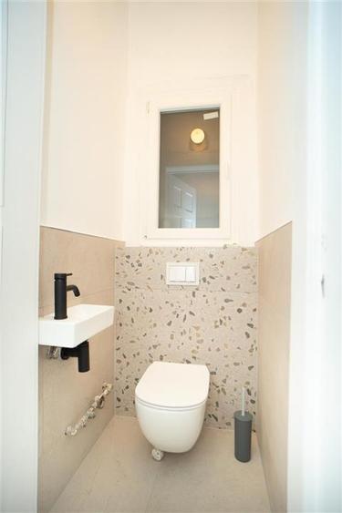 Apartament ultracentral cu 3 camere pe Strada Primariei