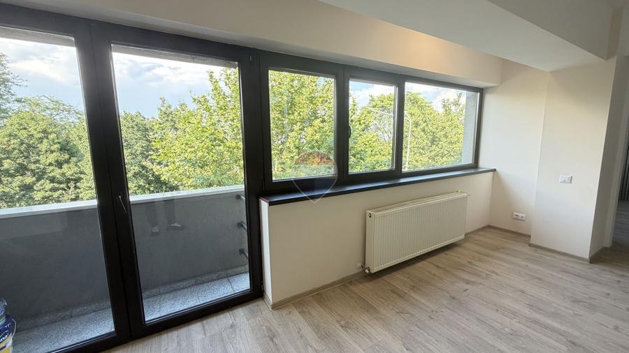 Spațiu de birouri de inchiriat - 60 mp open space - Băneasa stradal