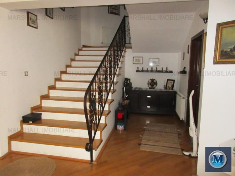 Vila cu 6 camere de vanzare, zona Albert, 355.63 mp #14354