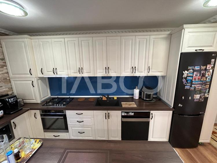 Apartament 4 camere 100 mp utili la casa in cartier Iris Cluj-Napoca