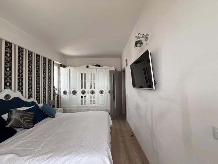 Apartament 3 camere | 65 mp utili + balcon 8 mp + terasa 6 mp | Etaj 8/9 | Mobil