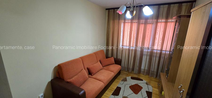 3 camere de vanzare, etajul 9, Focsani - 5