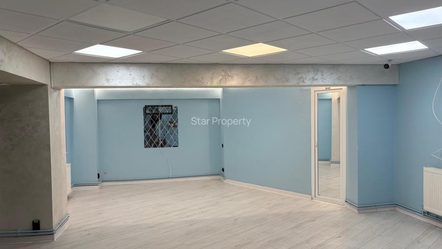Spațiu comercial stradal, 60 mp — Bd. Chișinău, aproape de Bd. Basarabia