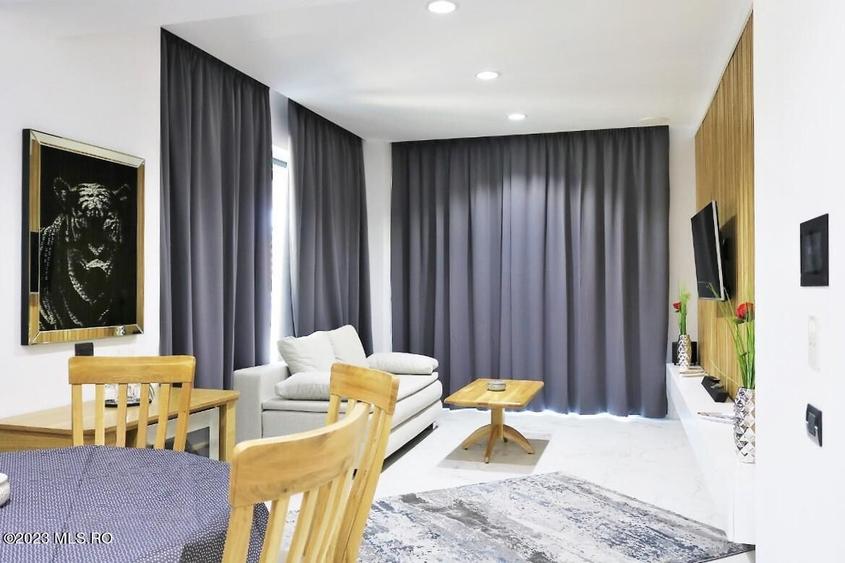 Sea On - Mamaia Nord, 3 camere, etajul 1, terasa cu vedere la mare!