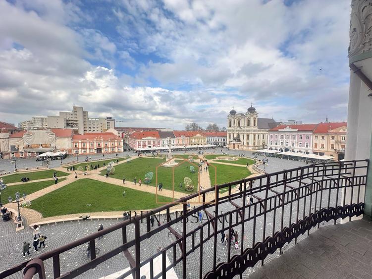 Piata Unirii 6 Camere | 400mp Etaj 3 | Palatul Bruck - renovat