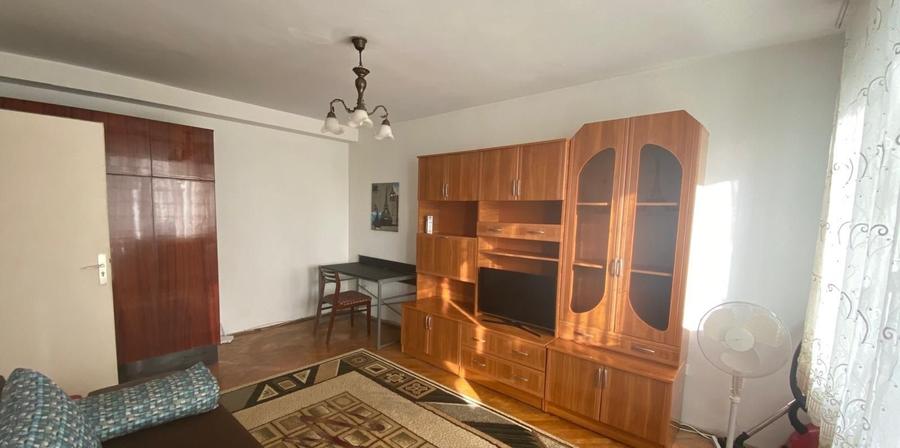 Apartament 2 camere in zona Calea Floresti
